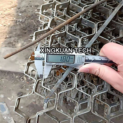 एआईएसआई 304 हेक्स धातु मेष आग रोक अस्तर फ्लेक्स धातु 1.8X20X50mm